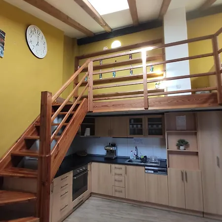 Apartmán Cozygem Apt 2 Mins Walk Charles Bridge